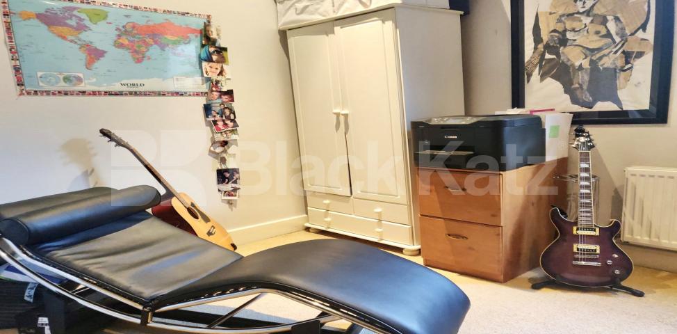 			LET, 2 Bedroom, 1 bath, 1 reception Apartment			 Fernlea Road, Balham